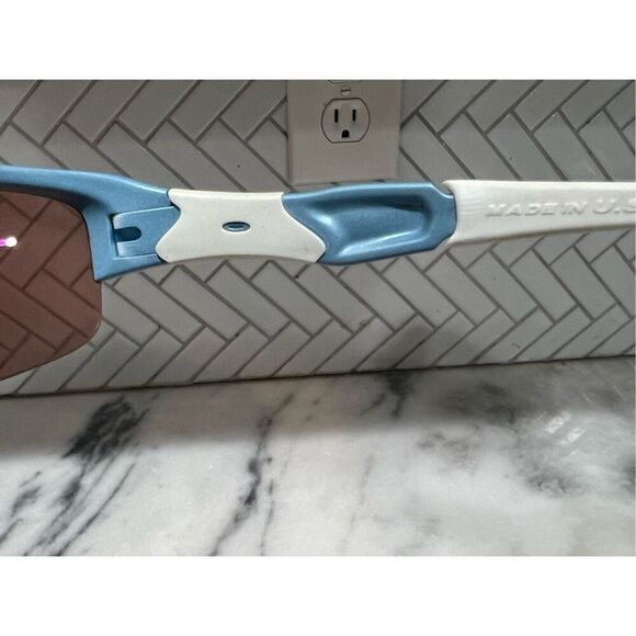 Oakley Flak Jacket Sunglasses 12-761 - Picture 7 of 14